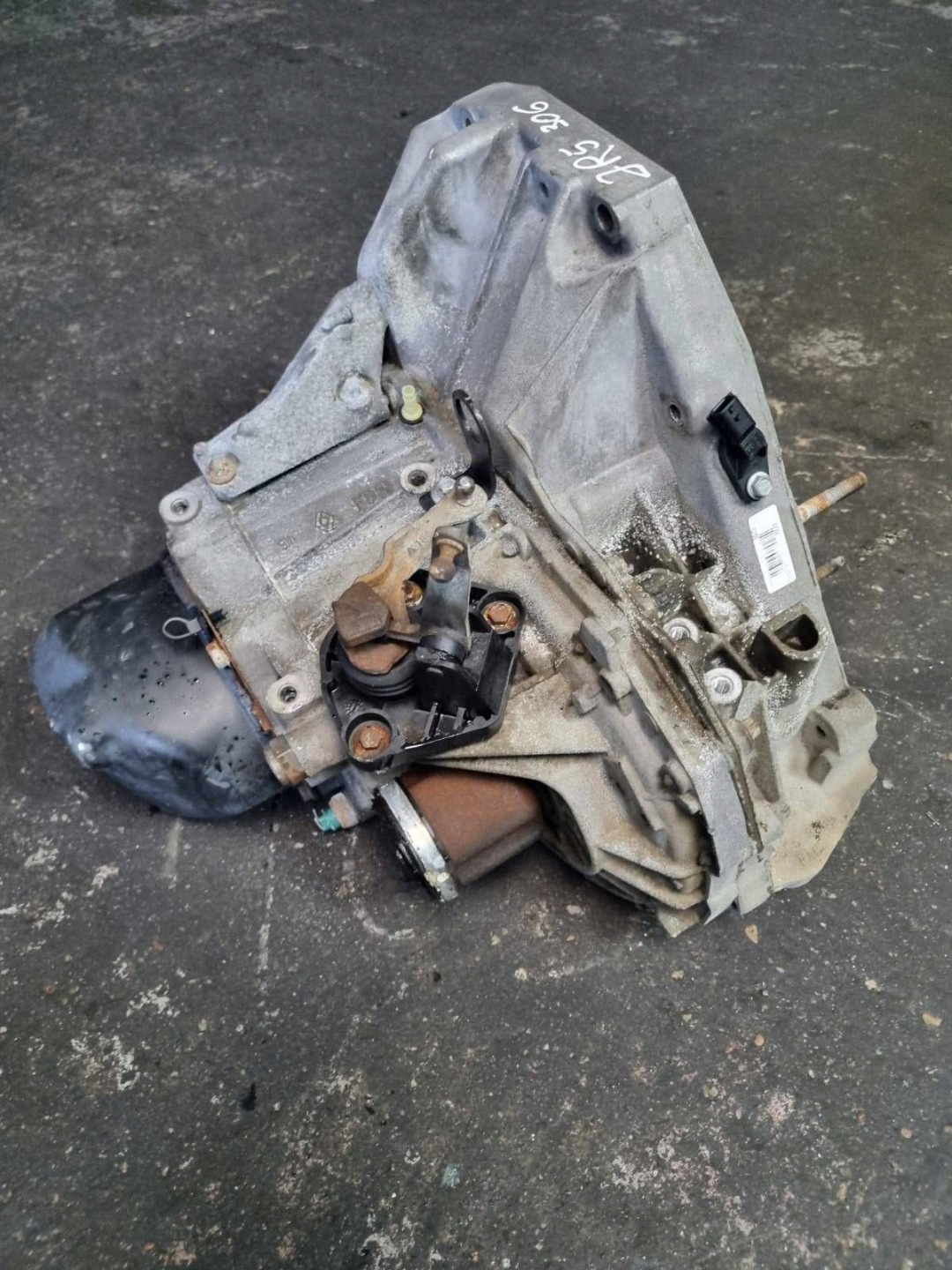 manuale cambio 5 ingranaggi Renault Clio III MODUS 1.5 DCI JR5306 #