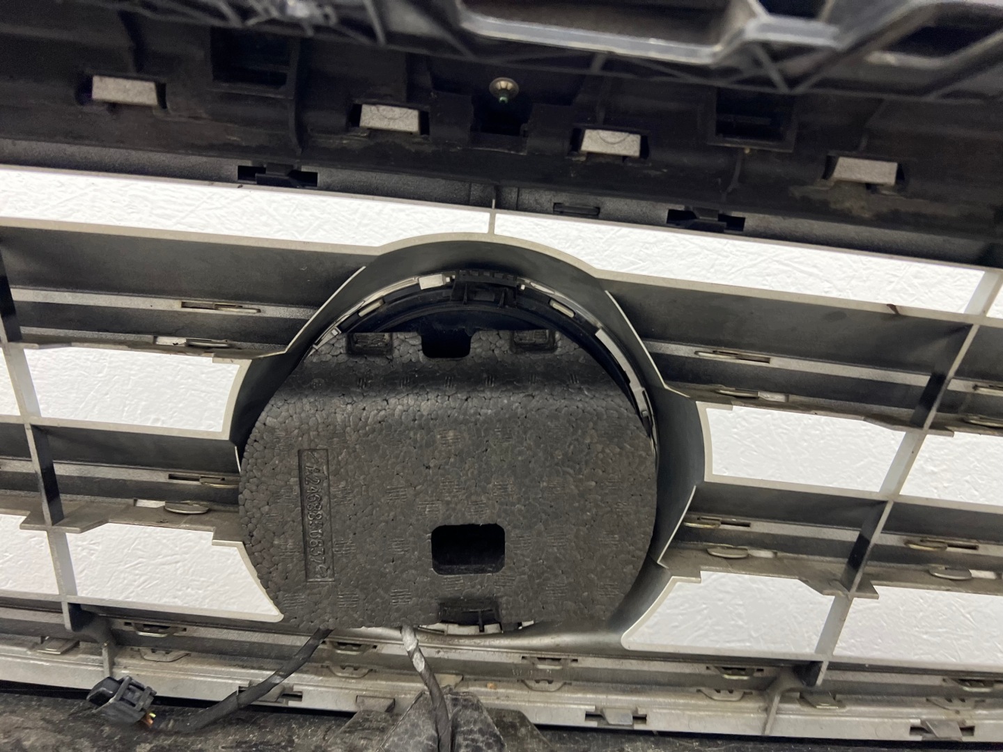 bumper front below RADAR MERCEDES B W246 2011-2014 paint 761 W colour
