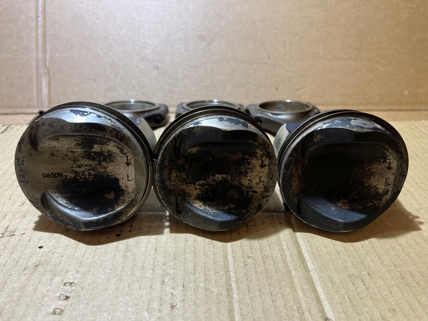 AUDI A8 D4 3.0 TFSI left piston connecting rod R6EH