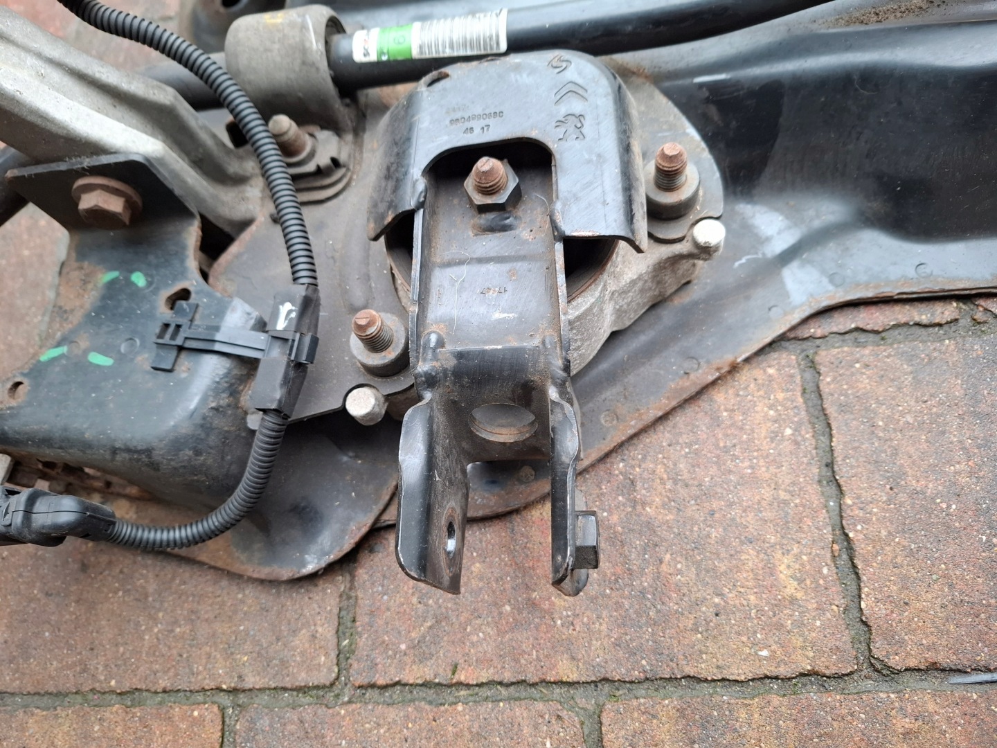 axle beam subframe axle beam 2.0 HDI BLUE PEUGEOT 3008 II
