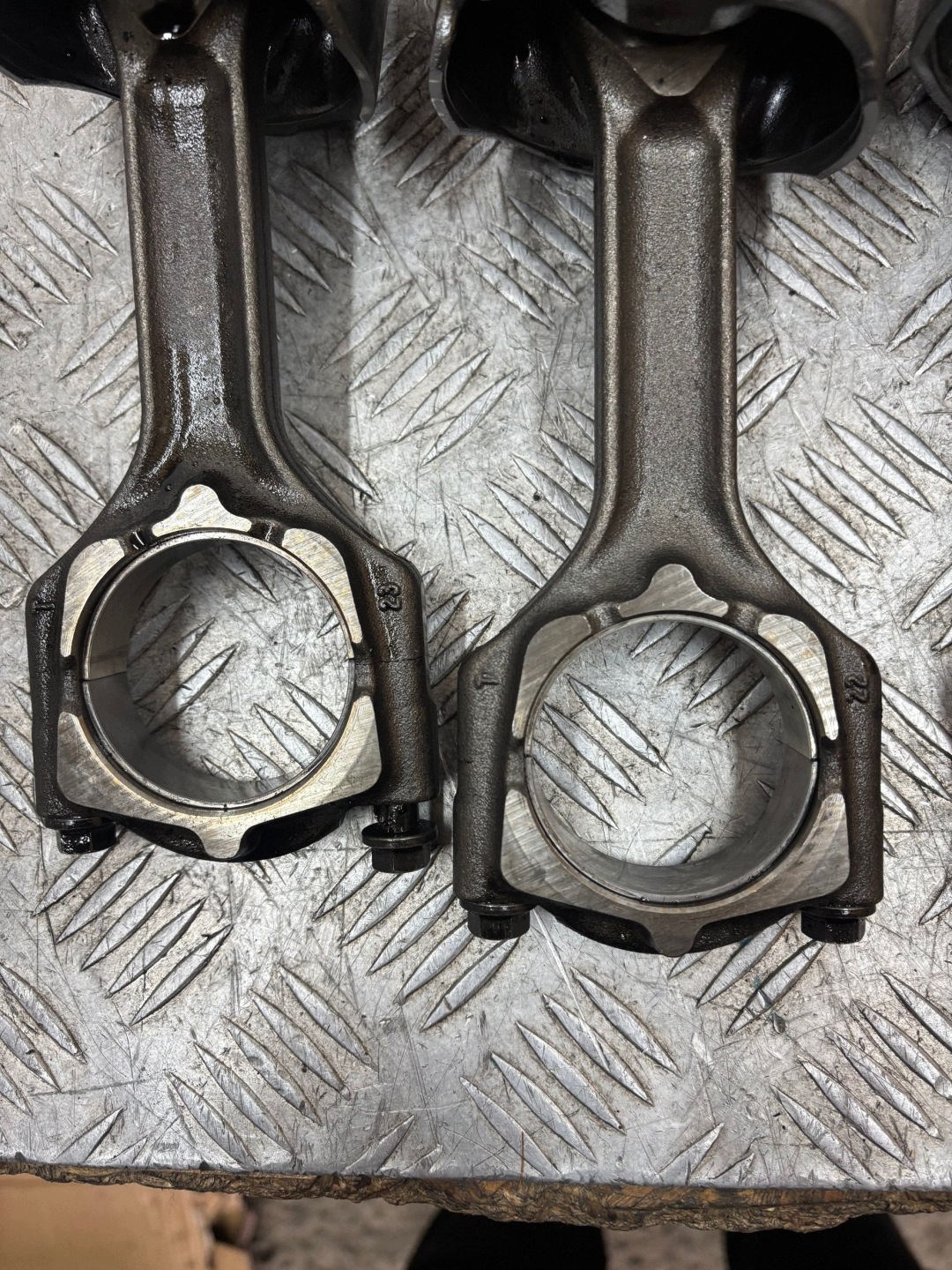 piston connecting rod 2.0 CDTI OPEL INSIGNIA A A20DTH