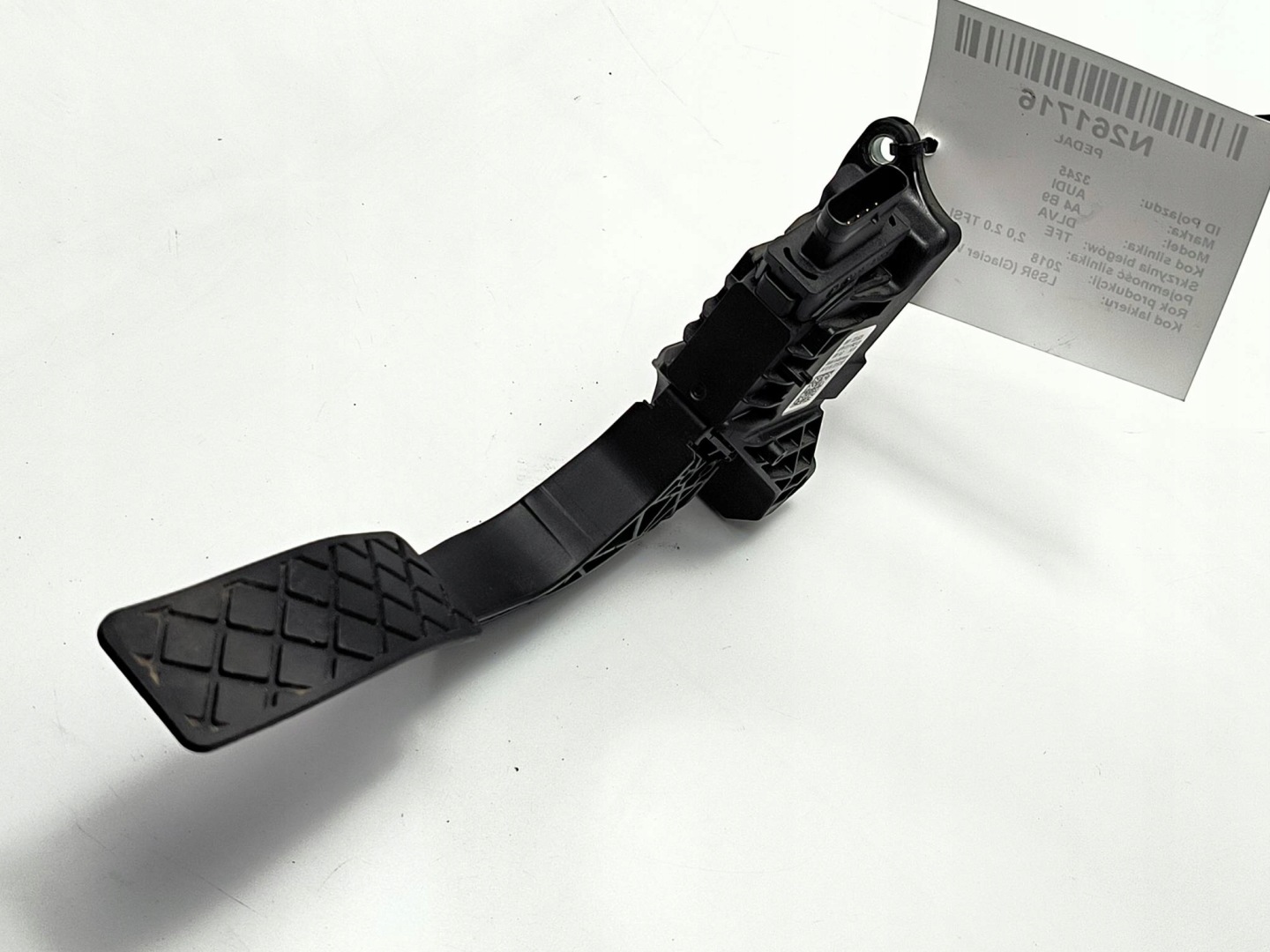 PEDAL 8W1723523 AUDI A4 B9 S-LINE