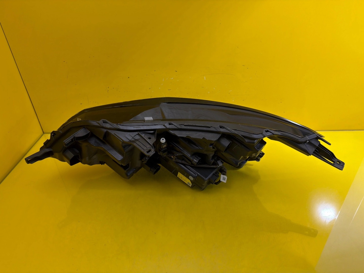 light right Nissan Qashqai J12 2021- Full Led 100-8D02G