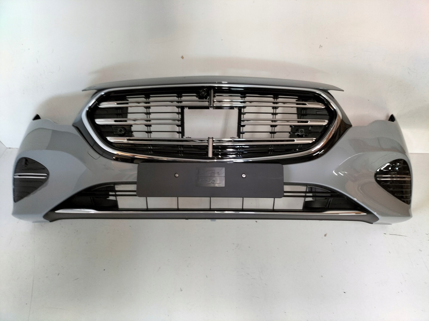 Paraurti anteriore MERCEDES E KLASA W214 22
