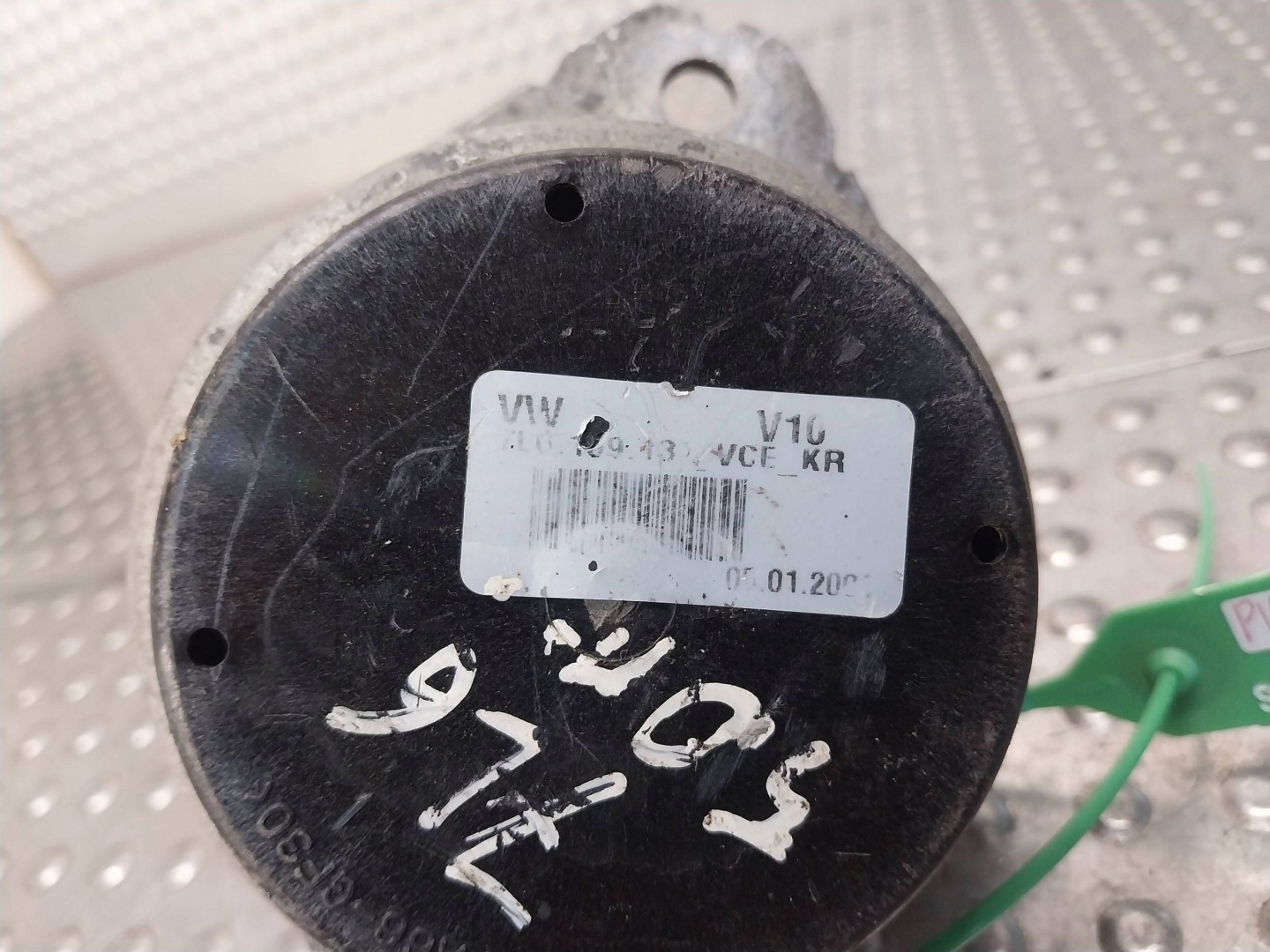 engine mount right 7L6199131 VW TOUAREG and 7L6