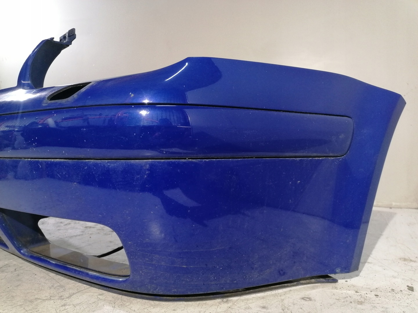 VW Golf IV nárazník předek přední