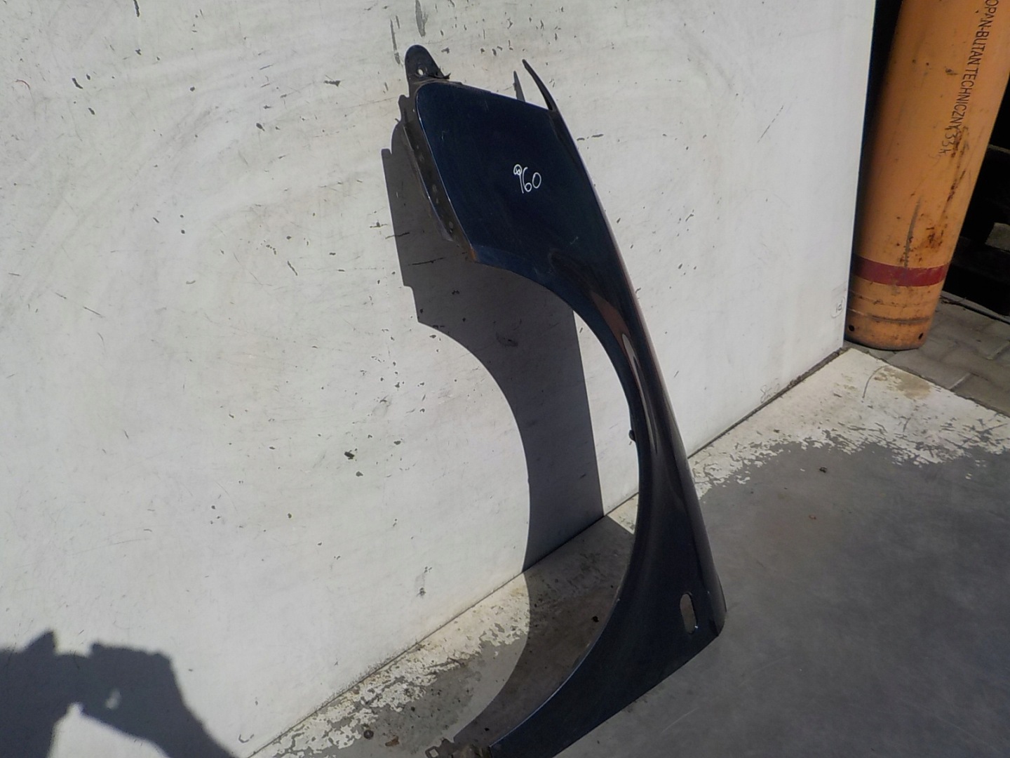 960 AUDI A4 B7 fender left front front