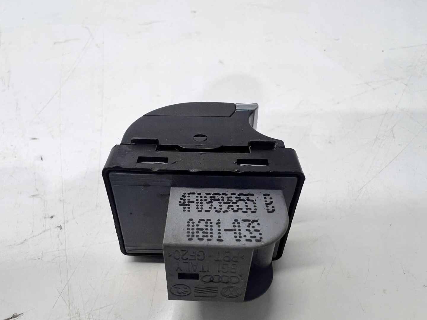 switch switch of the window AUDI A6 C6 4F0959855B