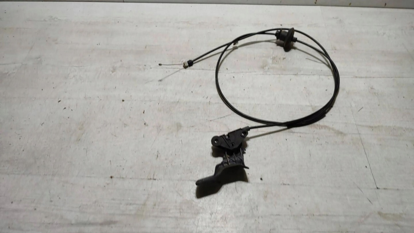 Citroen C4 Cactus 2018 handle / bracket of the opening bonnets
