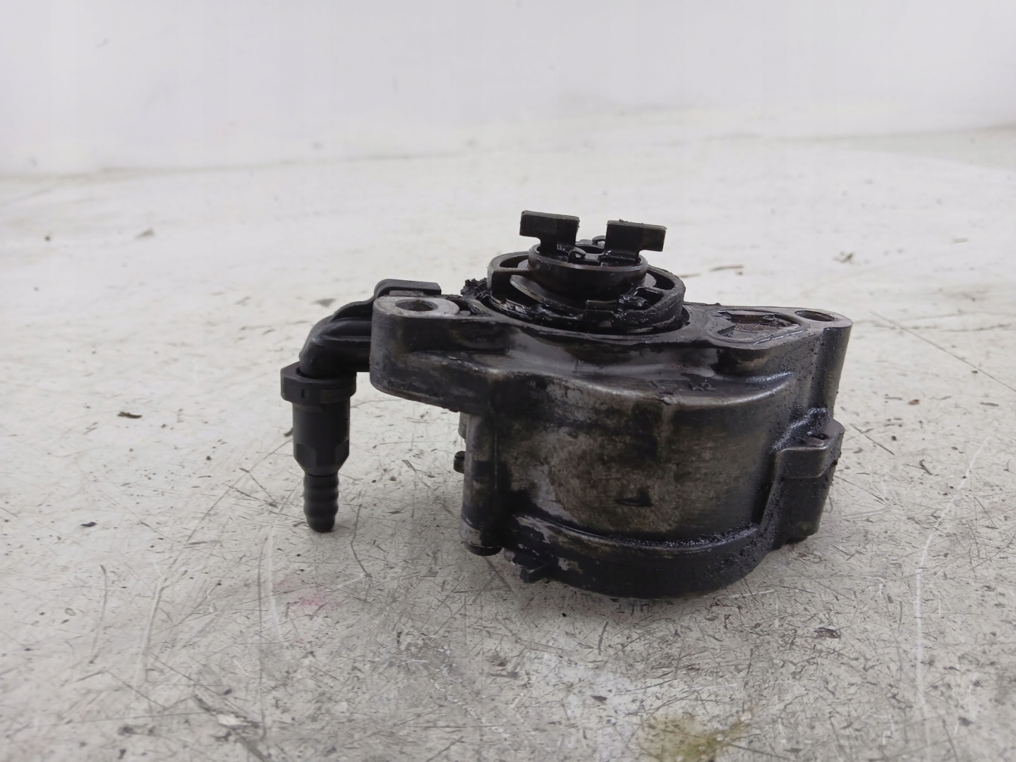 FORD FOCUS MK2 1.6 TDCI pump vacual VACUM D156-2C1
