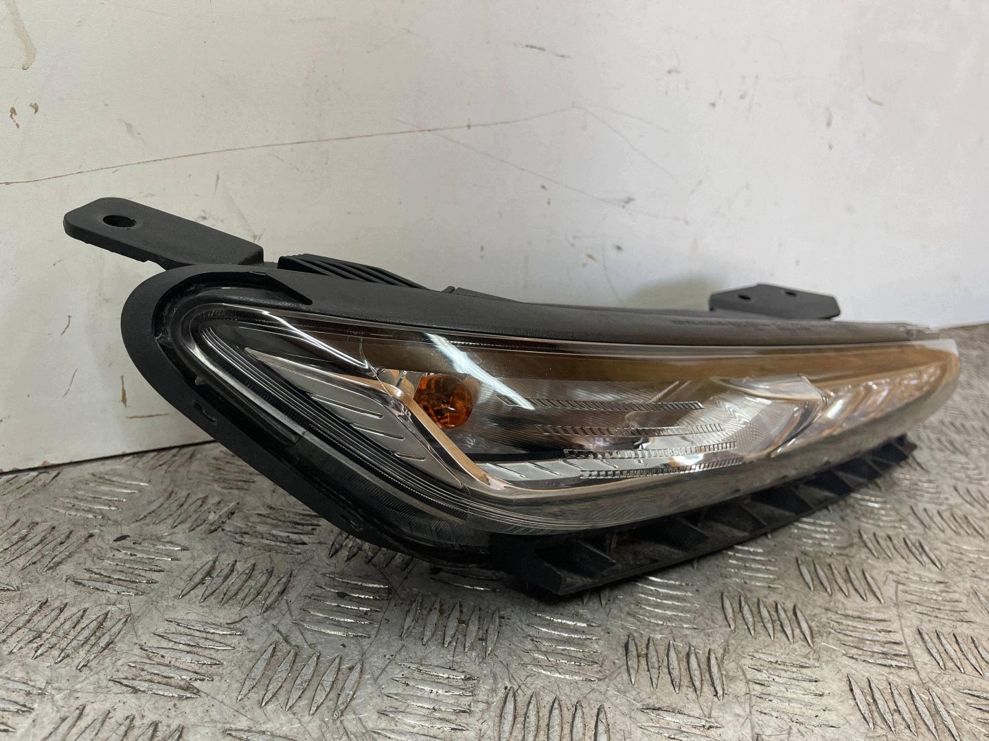 REFLEKTOR light right right Hyundai Kona and 17