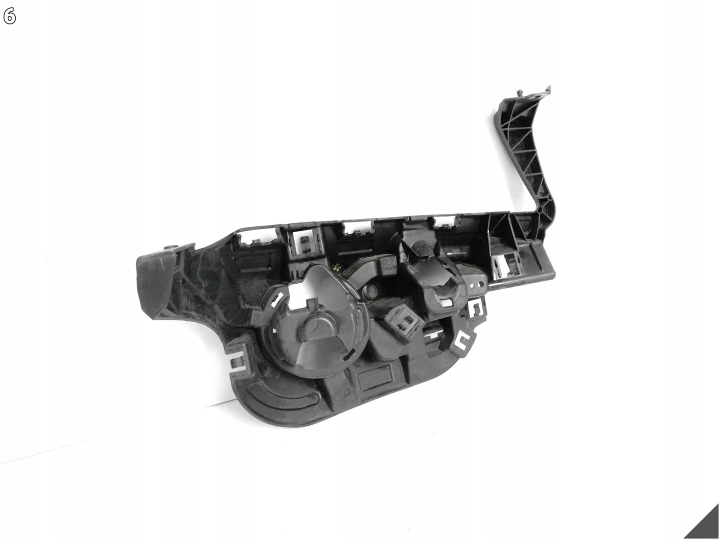 BMW X3 F25 10-14 ZWYKLY holder support W bumper front left 7212955