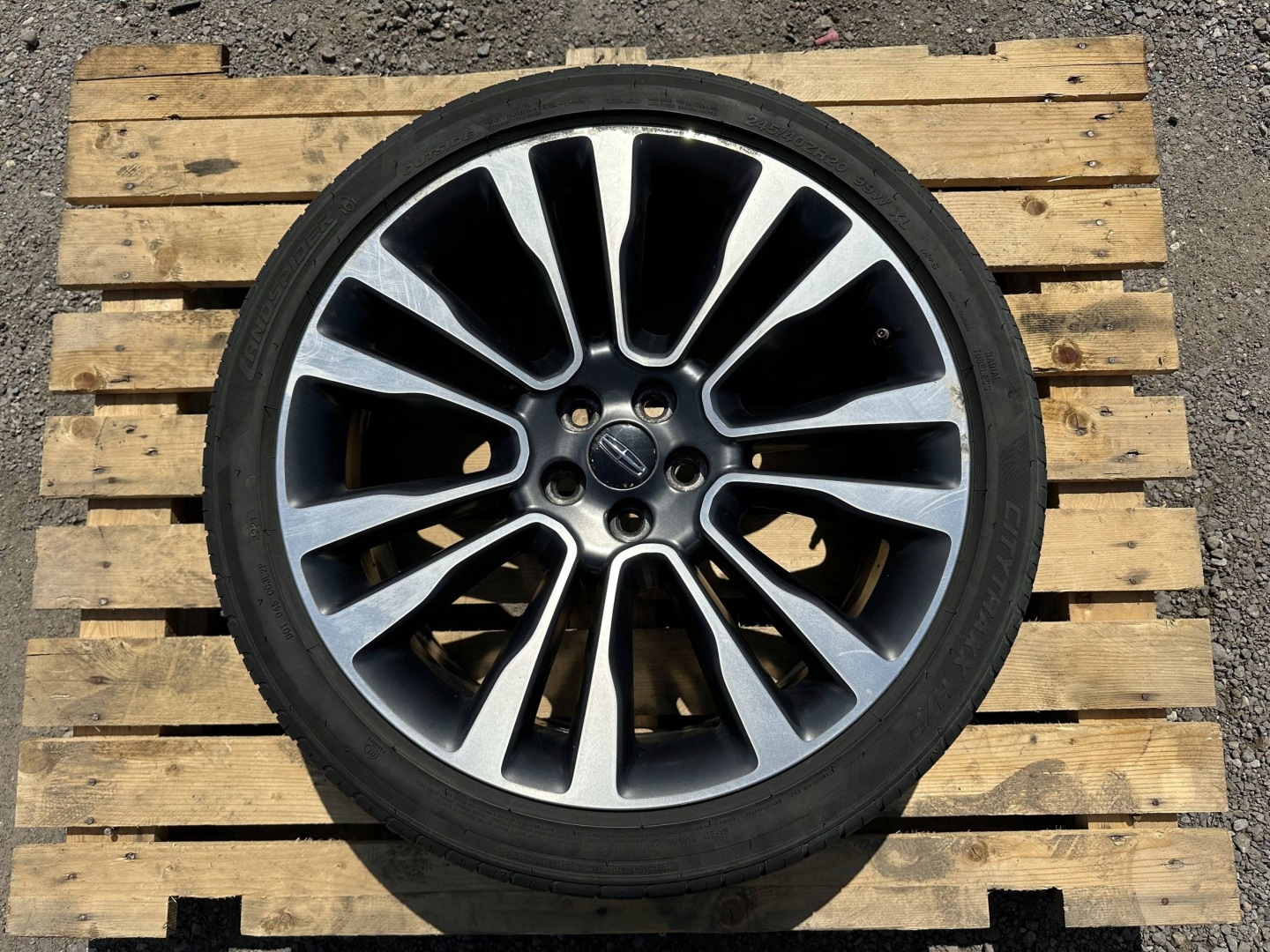 disc wheel 245/40RZ20 20X8.5J Lincoln Continental 2017+