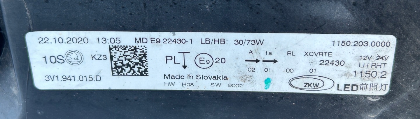 light left front SKODA SUPERB III LIFT FULL LED 3V1941015D