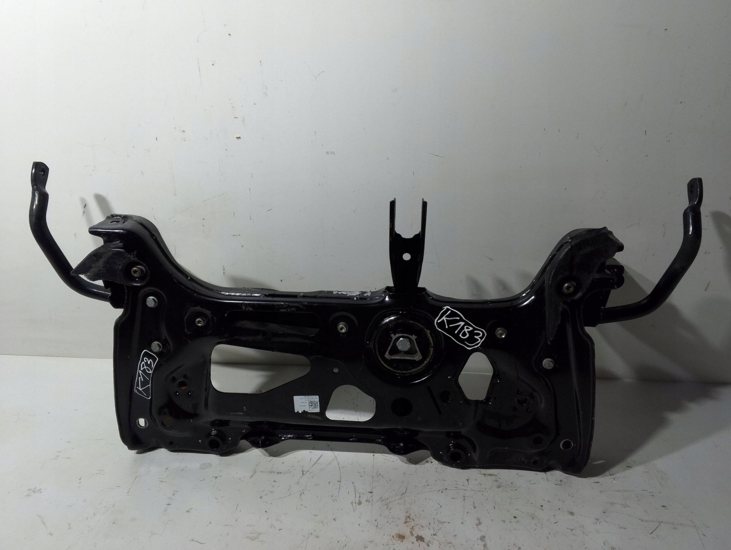 Volkswagen Tiguan axle beam front 3Q0199313AS (K183)