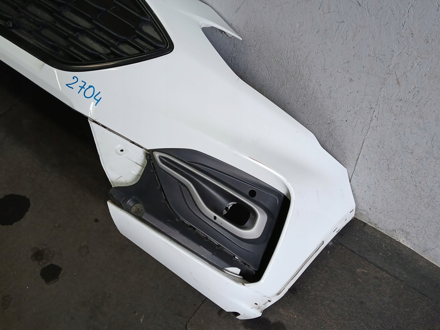 nárazník předek FORD FOCUS MK4 ACTIVE