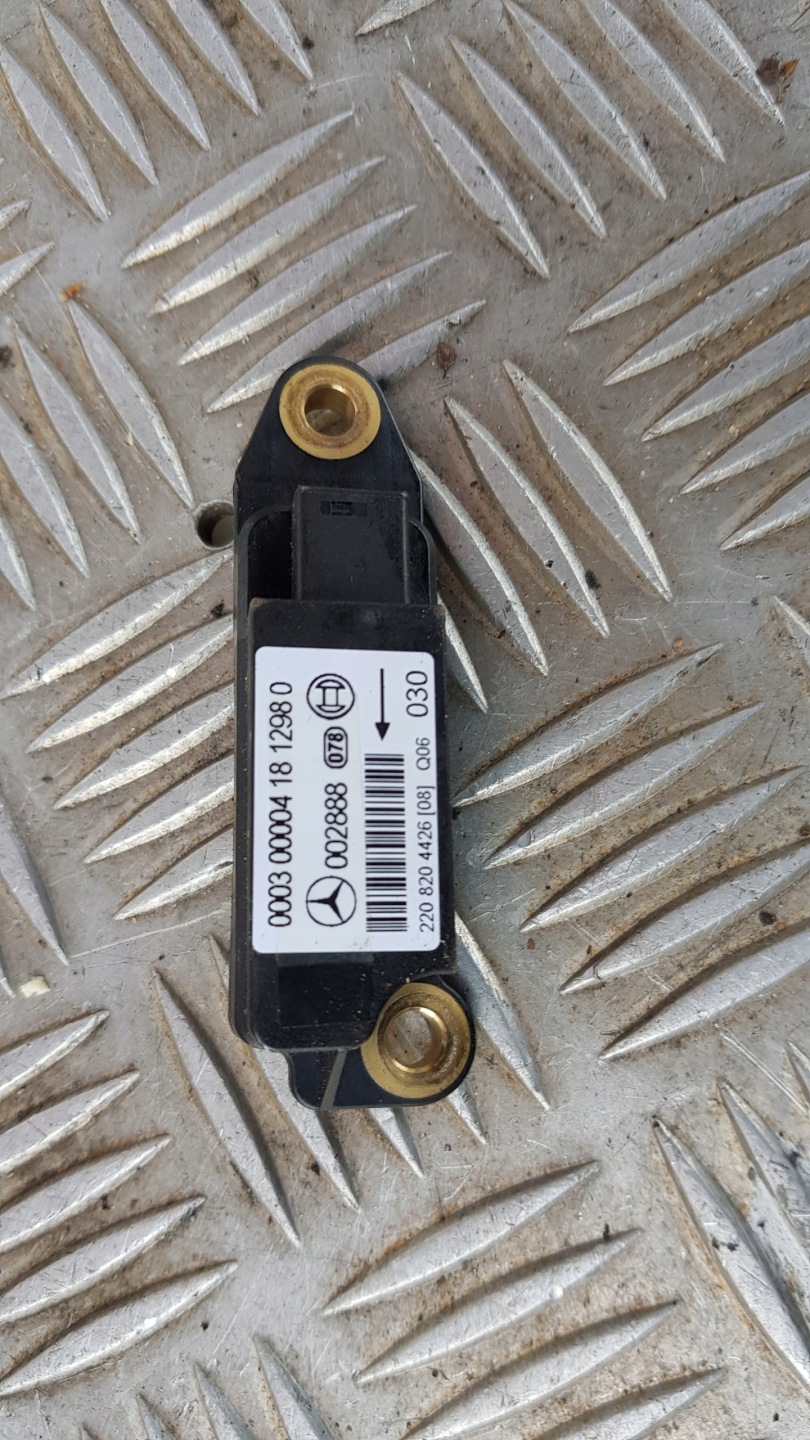 MERCEDES W220 modulo SENSOR d’urto 2208204426