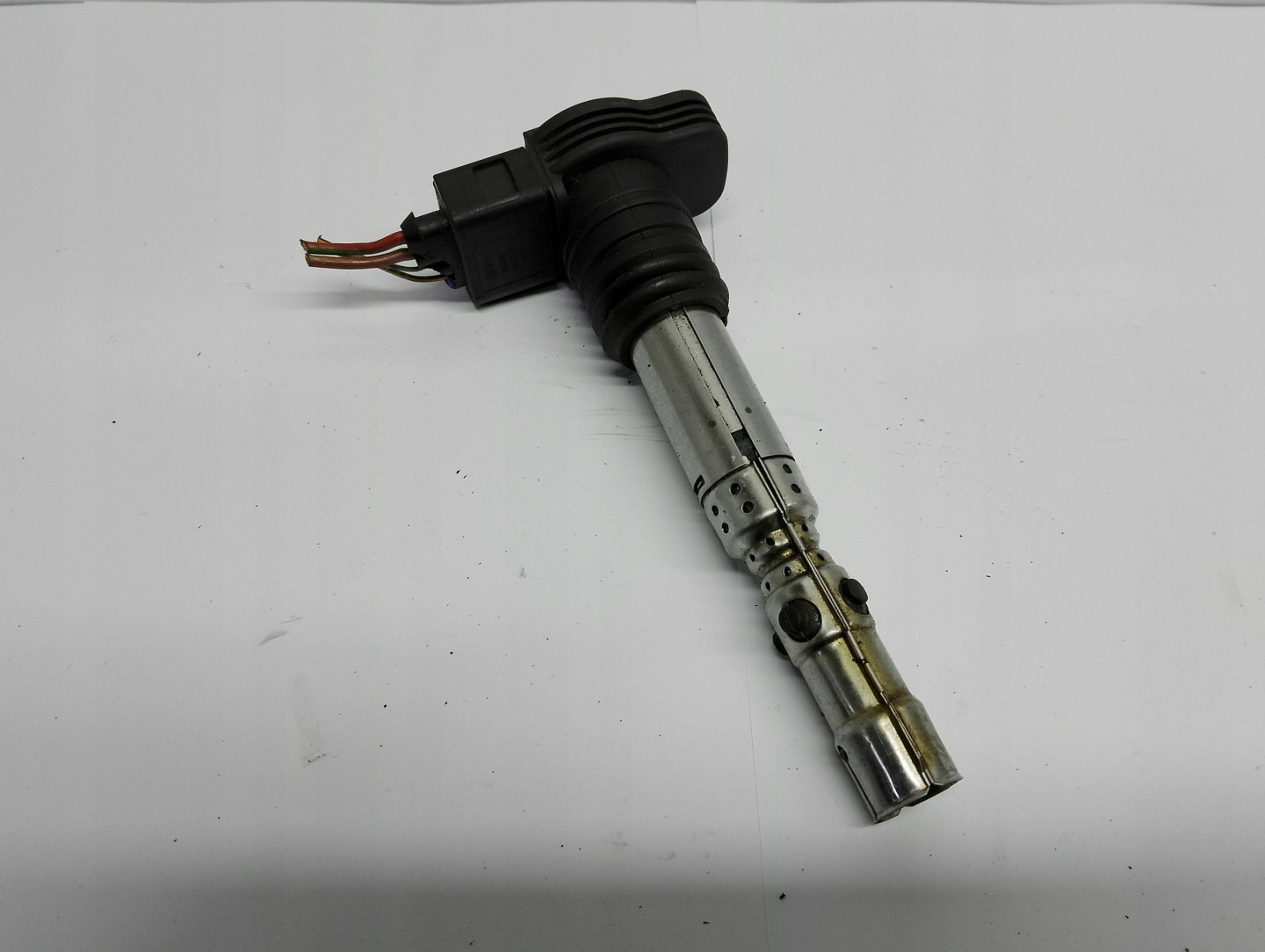 Bobine d’allumage Audi 4B0973724