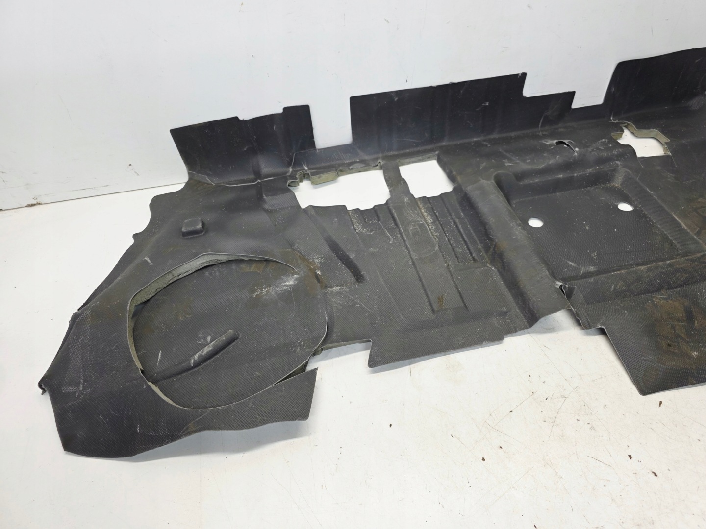 hangszigetelő MATA KANAPY far AUDI Q5 FY 80A863545C