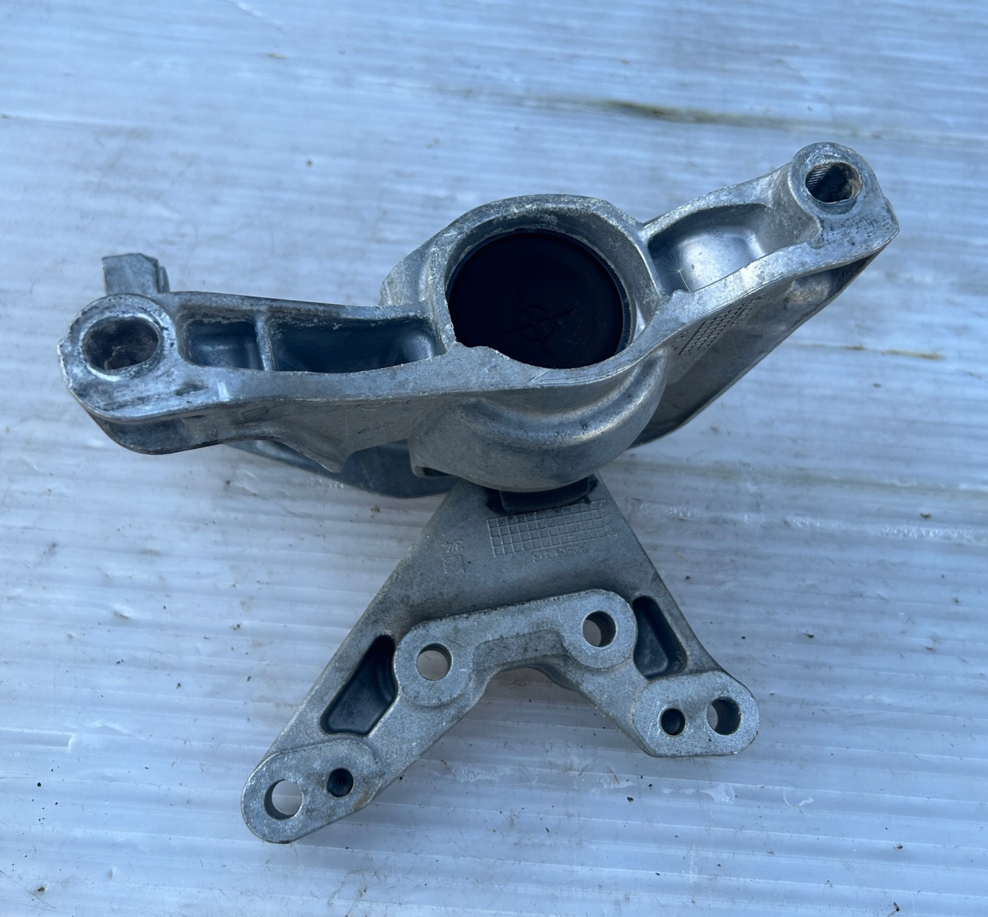 holder engine mount PEUGEOT 308 II T9 1.2 THP EB2PT
