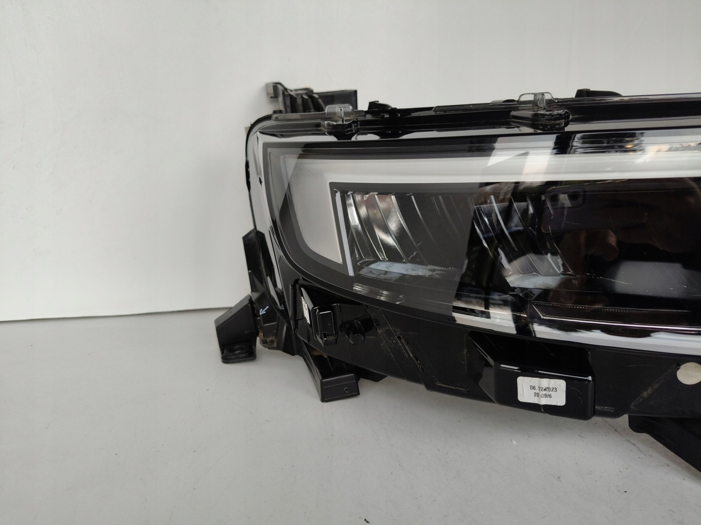 light right REFLEKTOR OPEL MOKKA II B 20- FULL LED