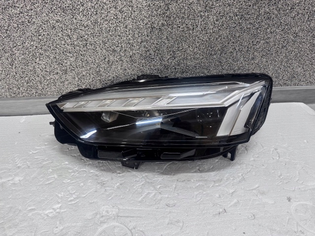 light left Audi A5 8W LIFT Full Led Laser complete 2022