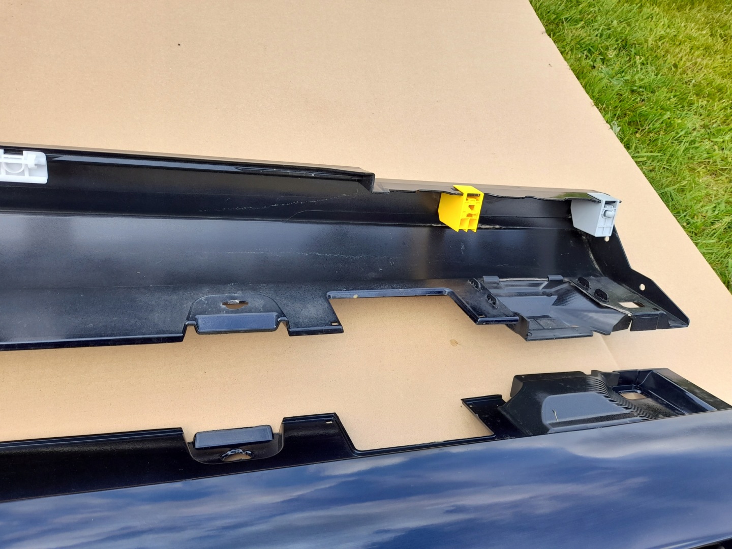 KOMPLET right + left moulding threshold threshold MERCEDES W213 AMG blue 595