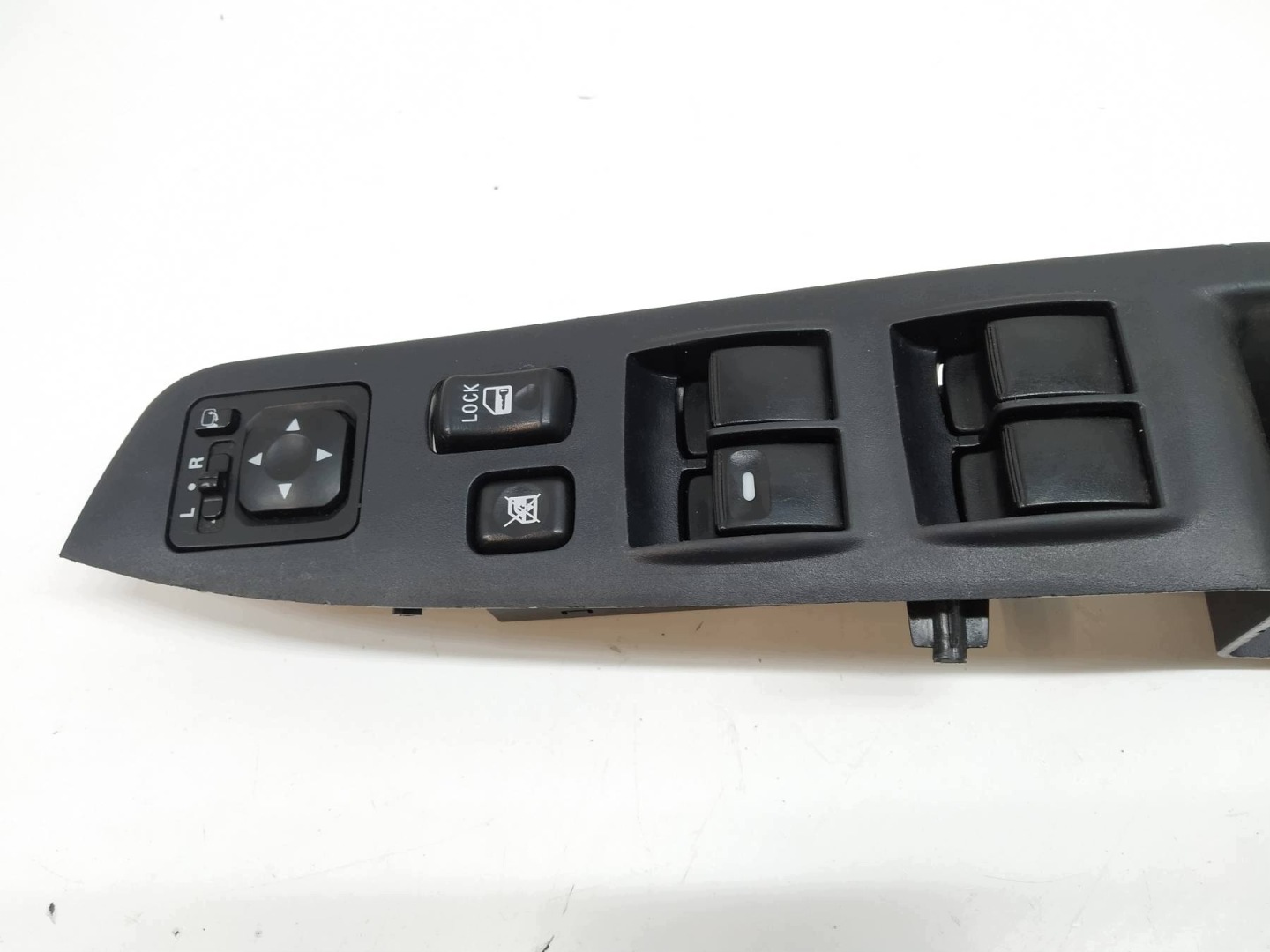 window control switch of mirrors left front 8608A060 Peugeot 4007 and (2007-2012)