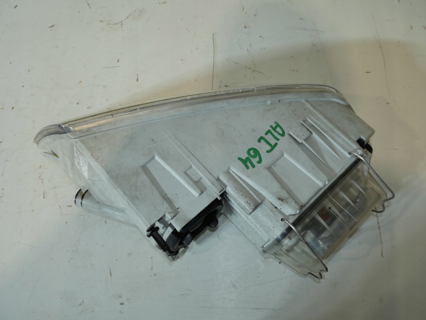 SKODA OCTAVIA II light XENON right front 1Z1941018N