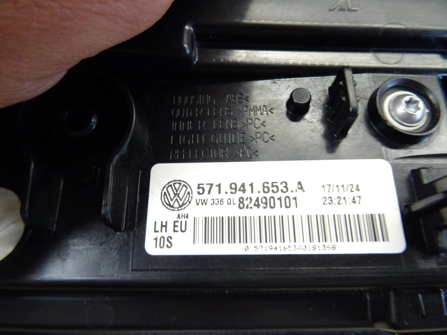 LED DRL grill left front VW TIGUAN III R-LINE 571941653A