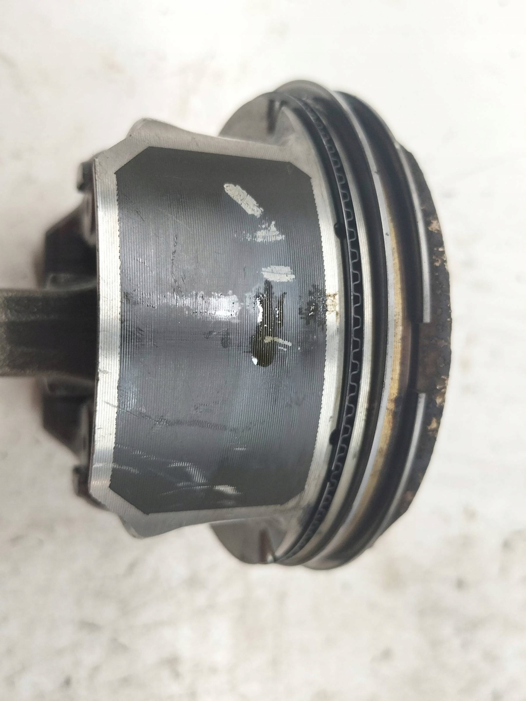 piston connecting rod 1.6 SCE Dacia Duster II (2017-2024)