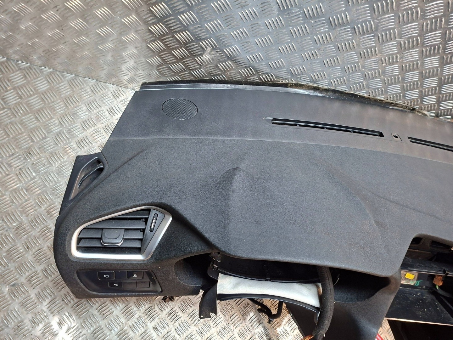 dashboard console 96765874ZD CITROEN C4 II B7 2010