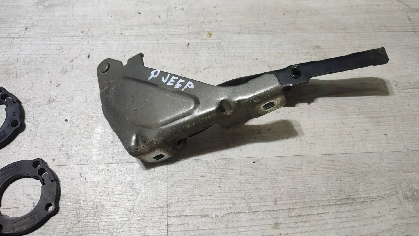 Jeep Cherokee KL 15r. 2.0d right side hinge bonnets right front