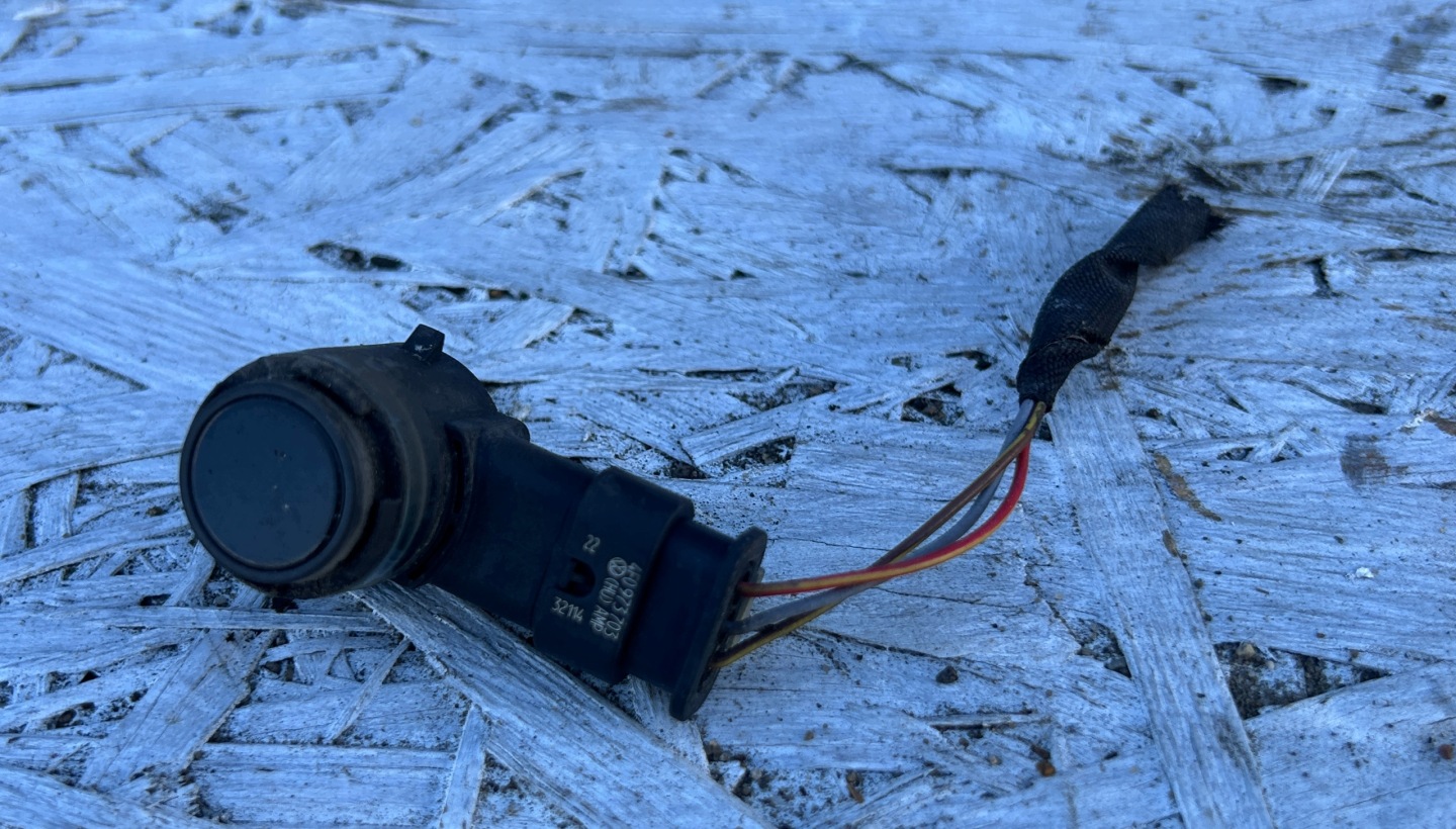 Sensor Parken PDC VW PASSAT B8 14- 5Q0919275B