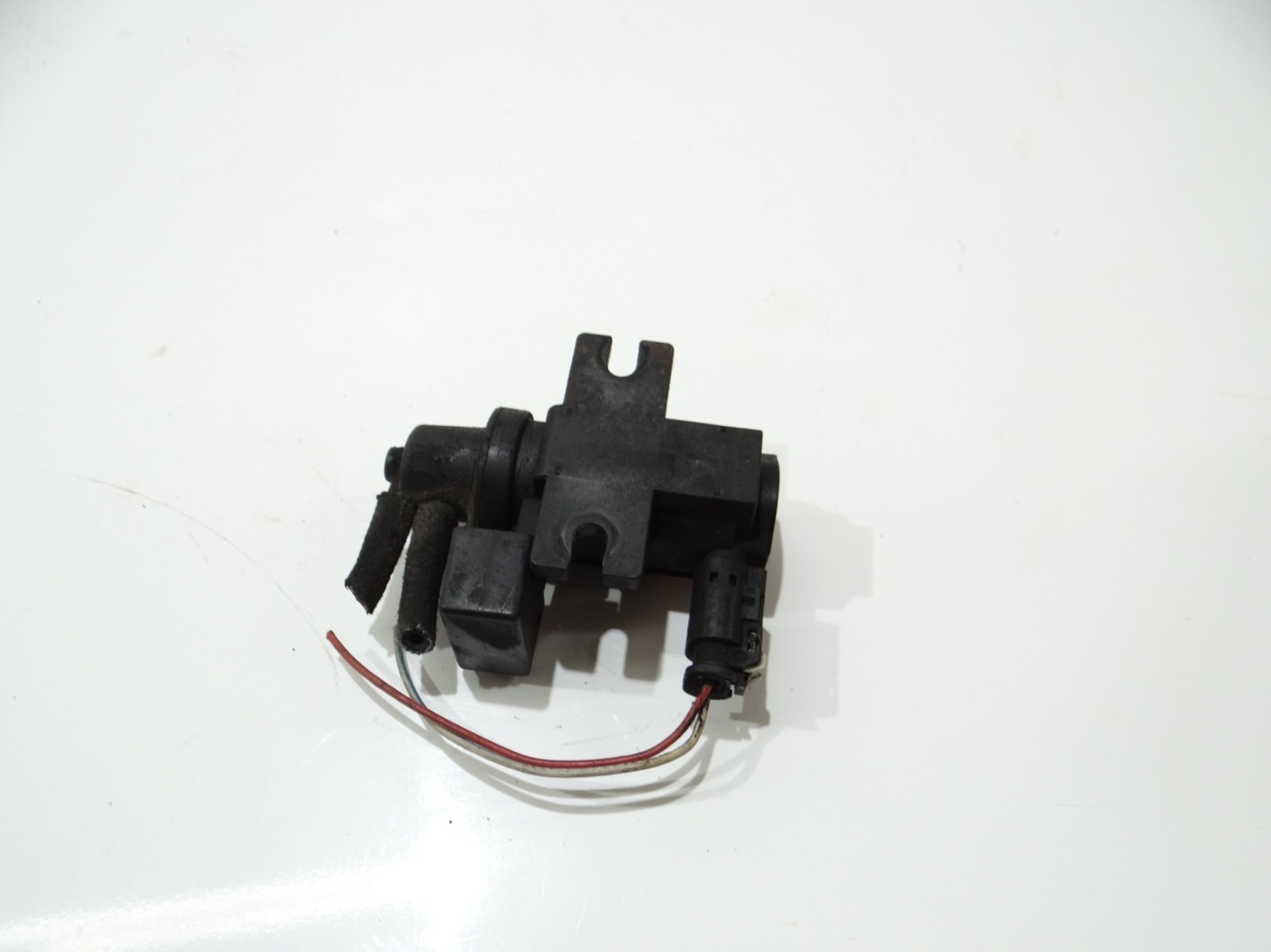 ventil vakum BMW E60 E61 2.0D 7805391 (4295214)