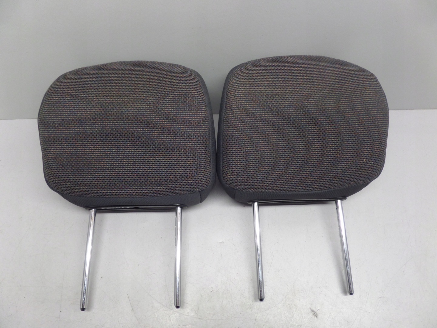 rest seat front left right HYUNDAI MATRIX 00-10