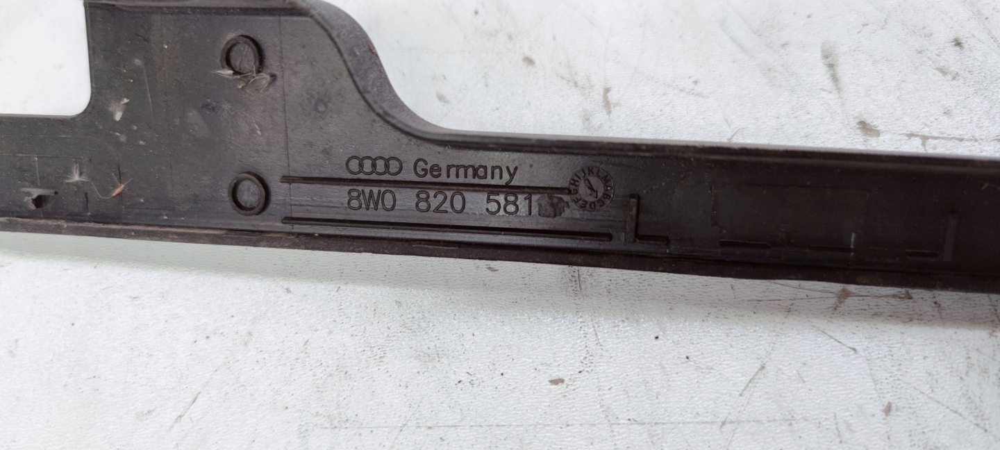 MODANATURA SUPERIORE PARAFANGO SINISTRA AUDI A4 B9 8W0820581