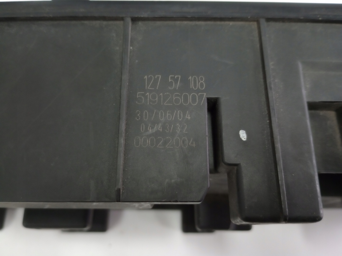 Module fusibles SAAB 93 9-3 12757108 uec