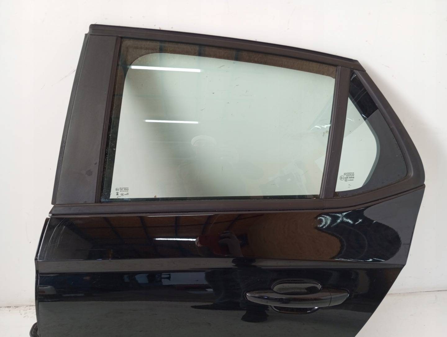 door left rear. OPEL CORSA F 23R