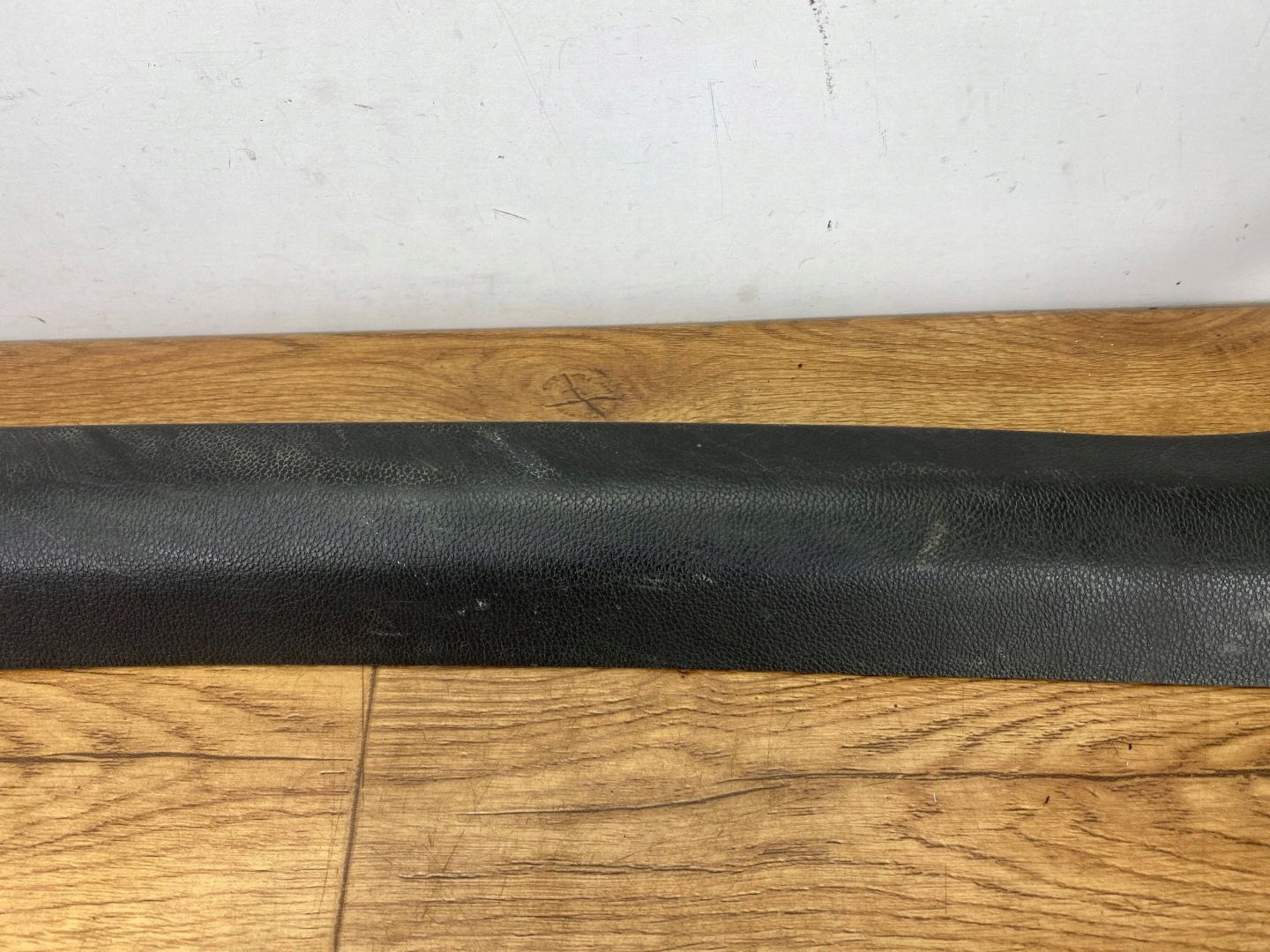 cover of the threshold inner left Cadillac CTS III 2014+