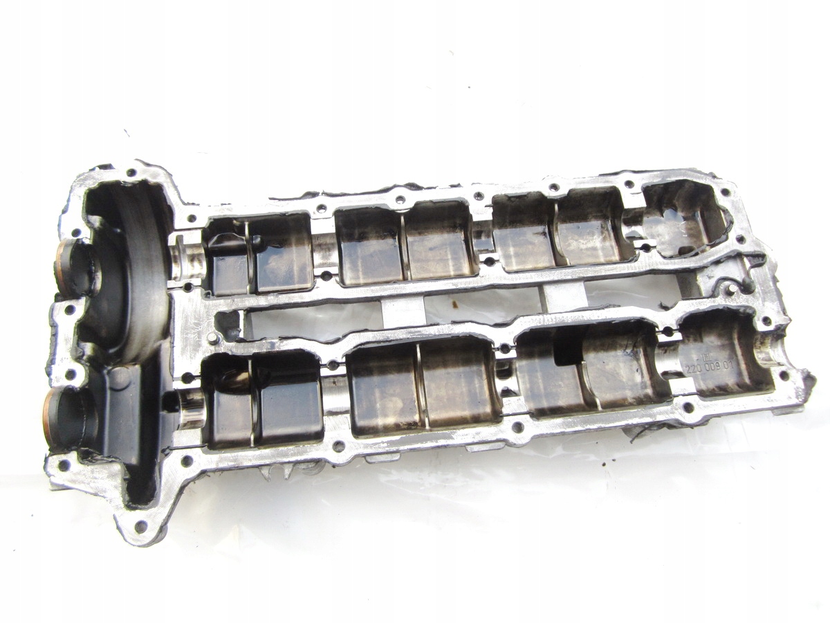 ABDECKUNG DER VENTILE LINKS MERCEDES W164 3.0 CDI