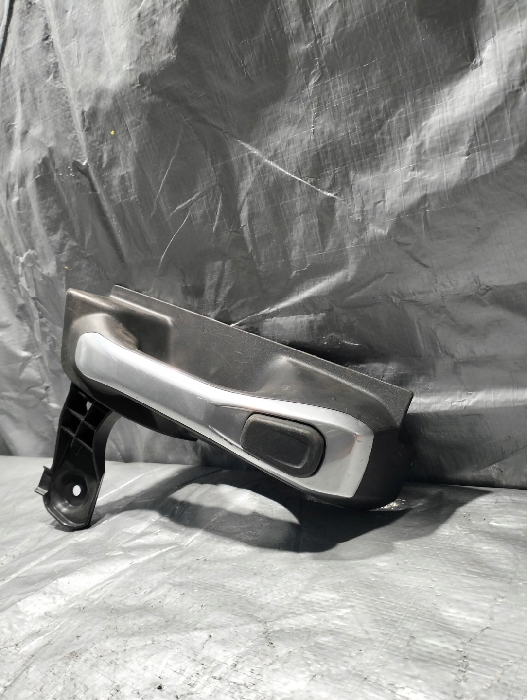 handle rear part right exterior FORD GRAND C-MAX II MK2 2010-2019r