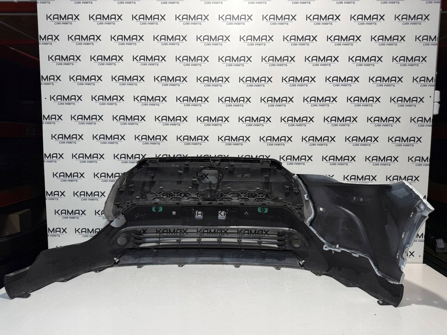 front bumper TOYOTA COROLLA CROSS 22- PDC original 52129-16030