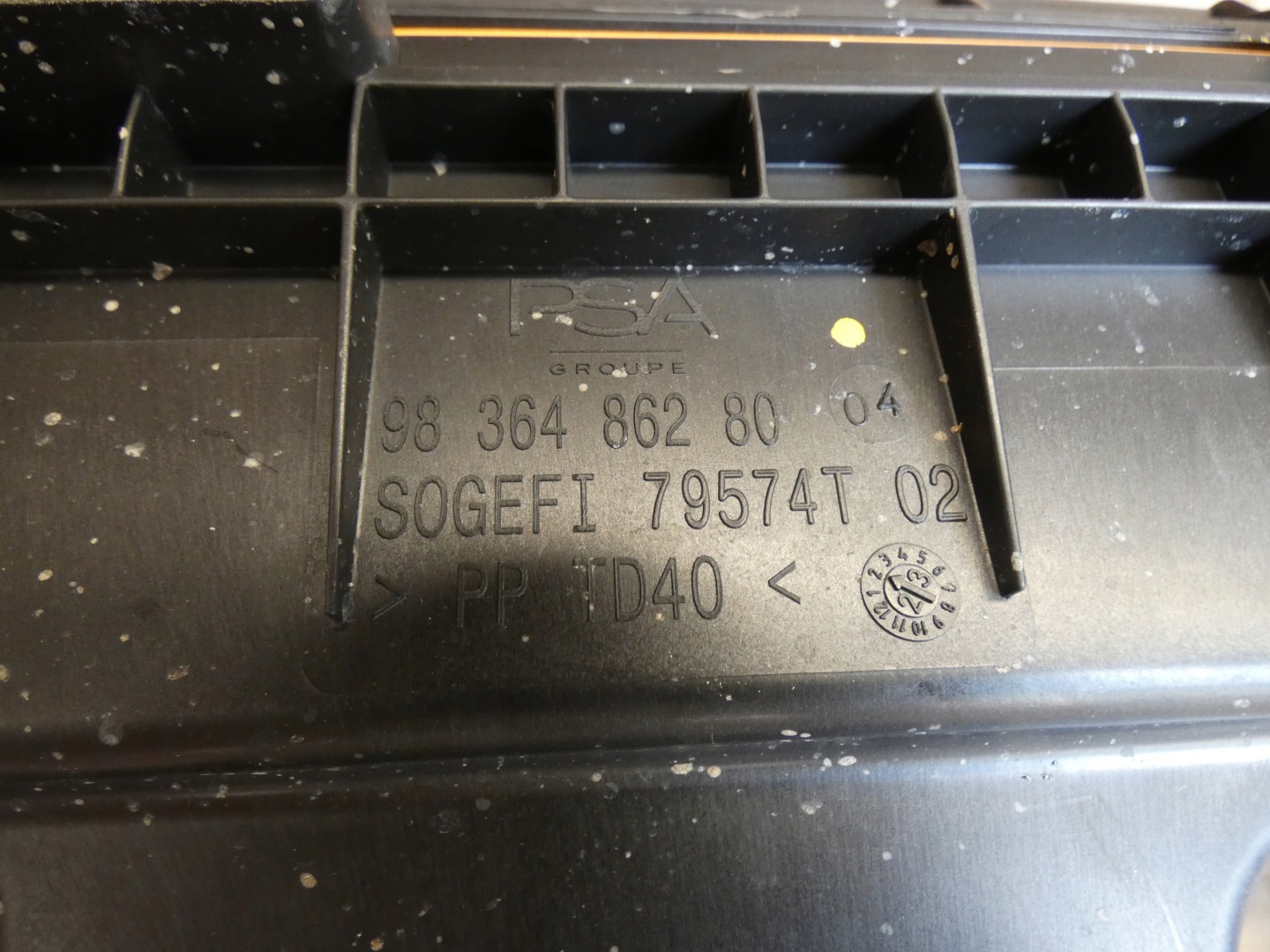 Gehäuse filter luft Peugeot 3008 III 9836486280
