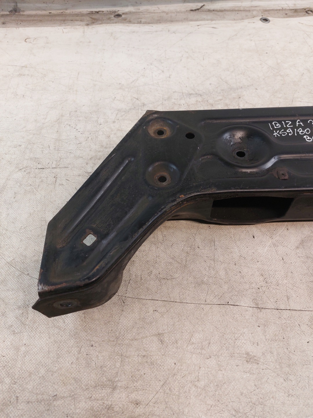 axle beam subframe front SEAT IBIZA III