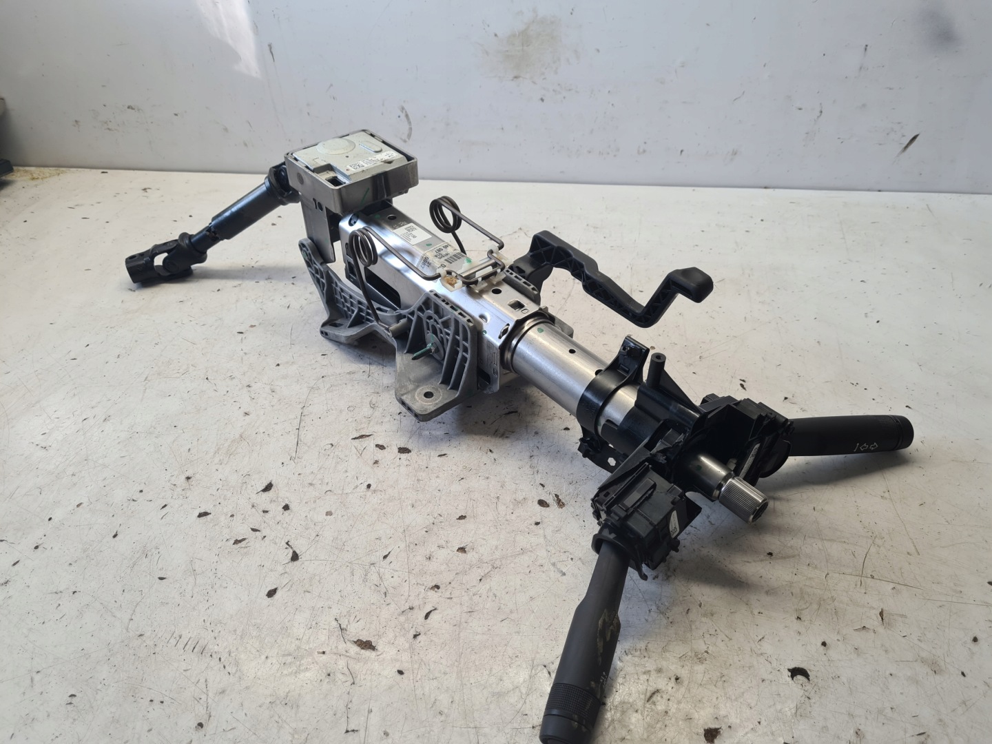 OPEL INSIGNIA A steering wheel rod Z blocking KEYLESS 23377962 39019156