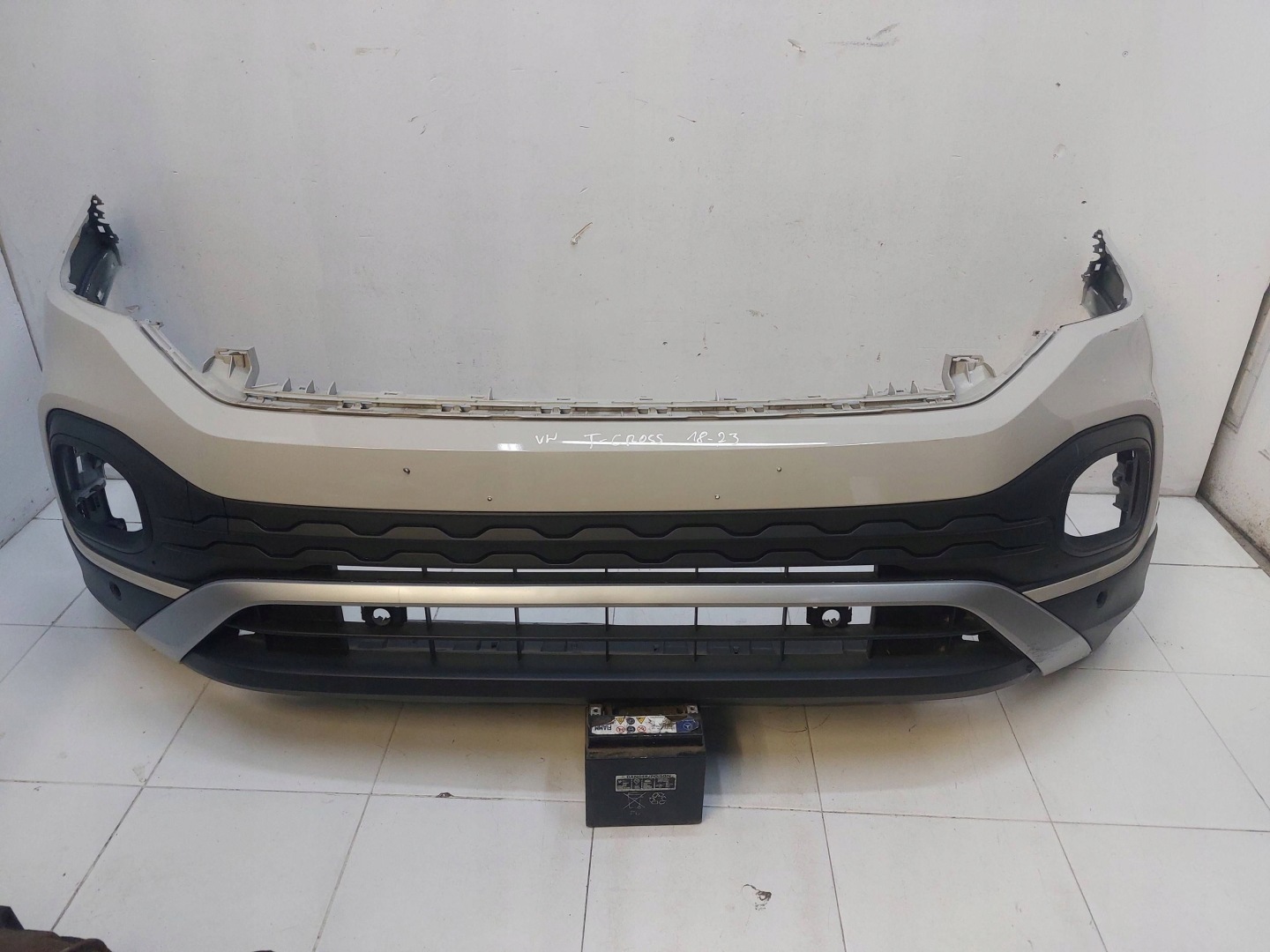 VW T CROSS 18-23r bumper bumper front front 4PDC