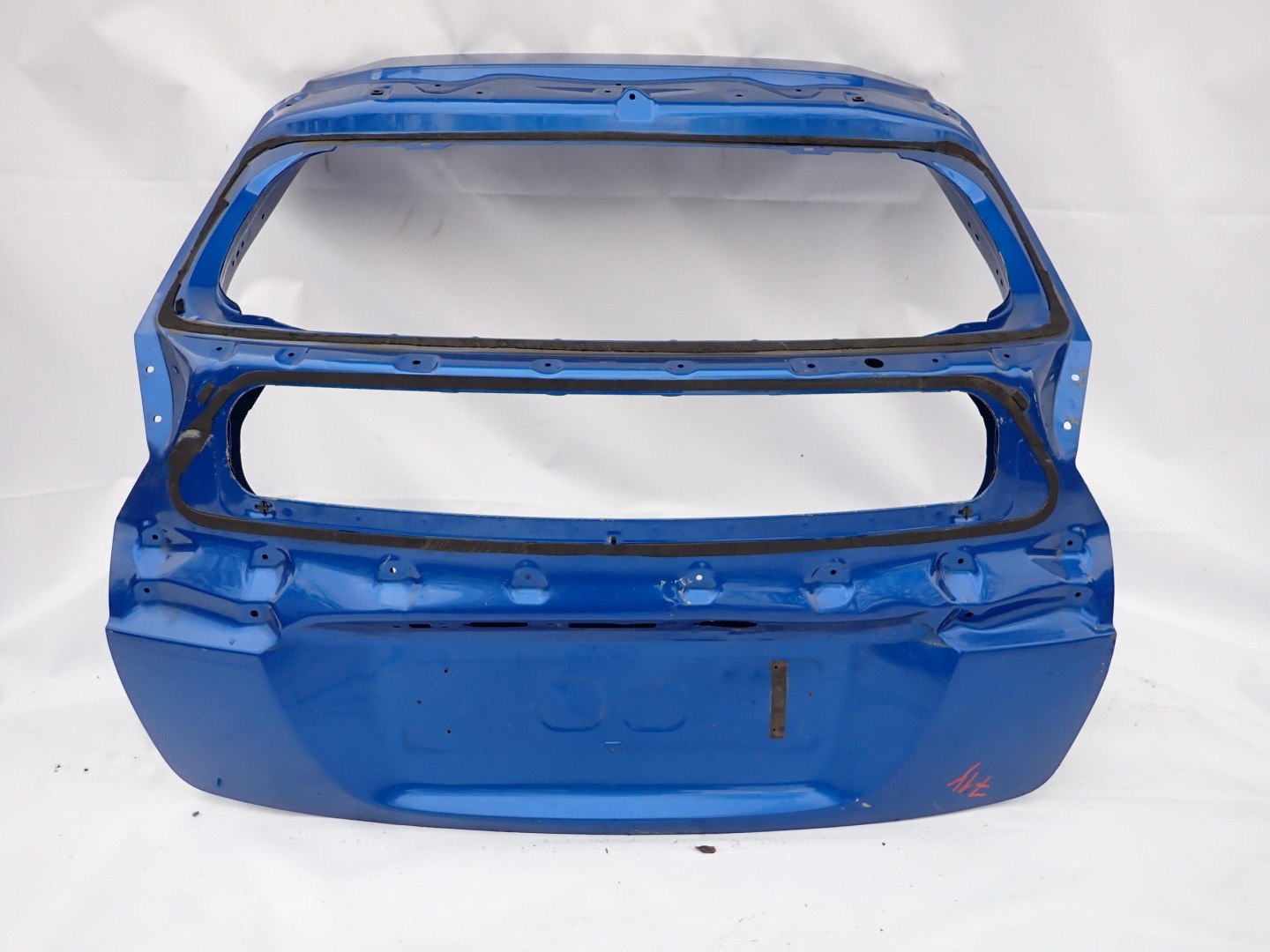 MITSUBISHI ECLIPSE CROSS 17- trunk door boot rear part
