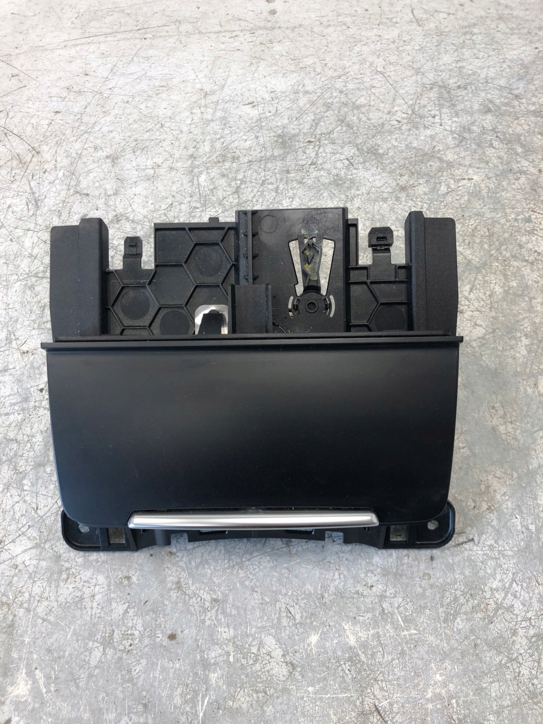 Aschenbecher Handschuhfach AUDI A4 B8 8K0857951