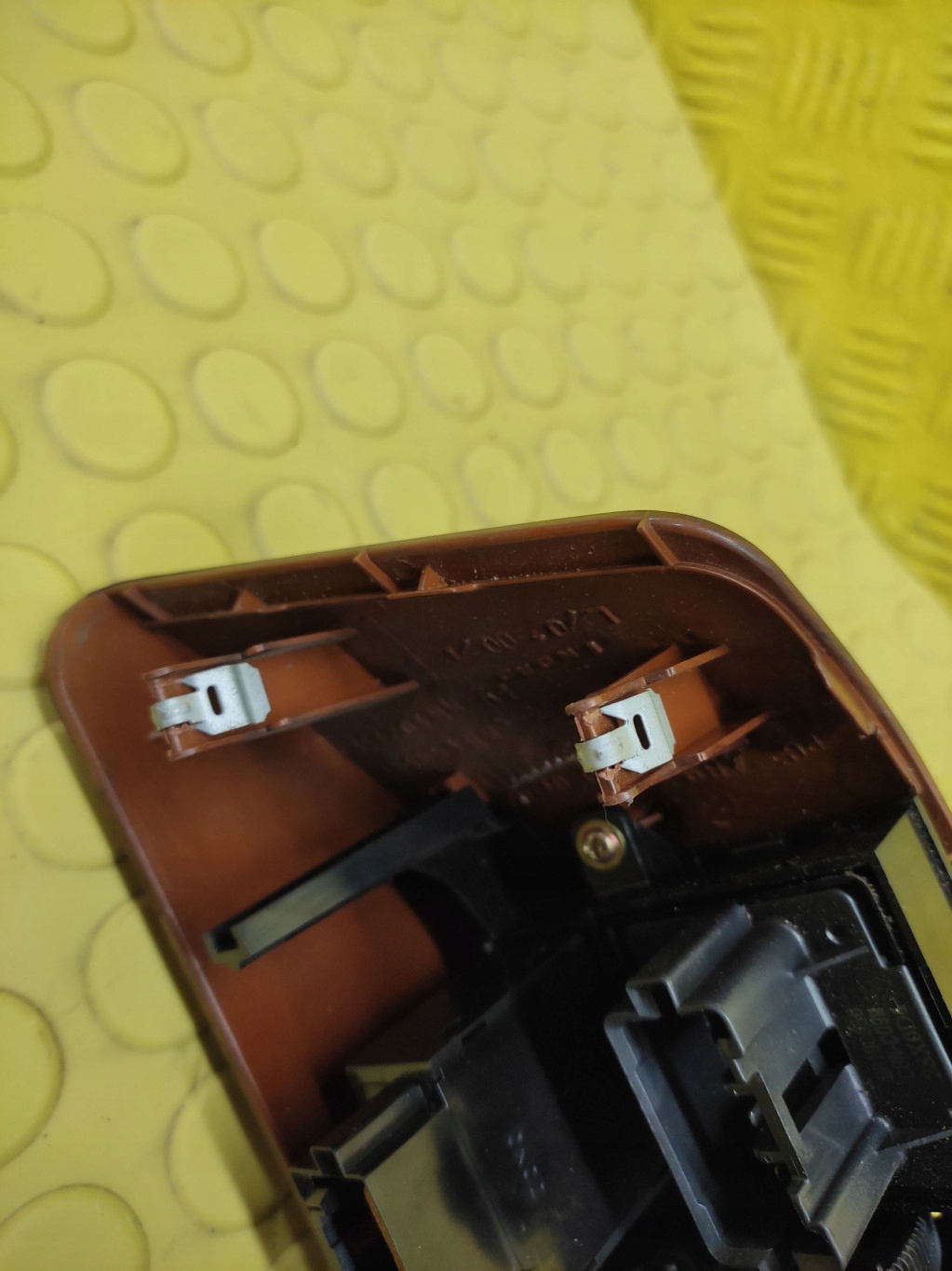 MITSUBISHI PAJERO 3 mirror control switch DEKOR